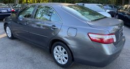 2007 Toyota Camry Hybrid (Green)