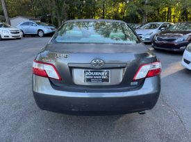 2007 Toyota Camry Hybrid (Green)