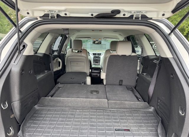 2012 Chevrolet Traverse LTZ AWD (White) full