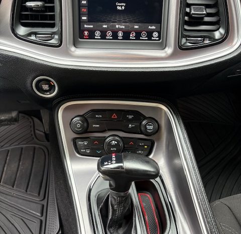 2020 Dodge Challenger SXT (Black) full