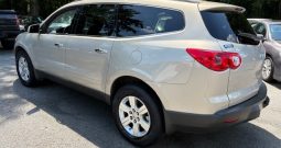 2012 Chevrolet Traverse LT AWD (Gold)