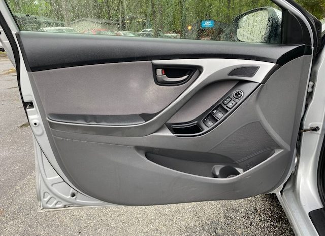 2014 Hyundai Elantra (Silver) full