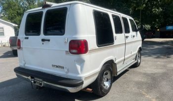 2000 Dodge Ram Van (White) full