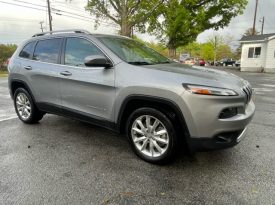 2017 Jeep Cherokee Limited (Silver)
