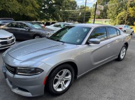 2015 Dodge Charger SE (Silver)