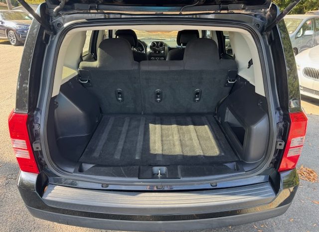 2016 Jeep Patriot Sport full