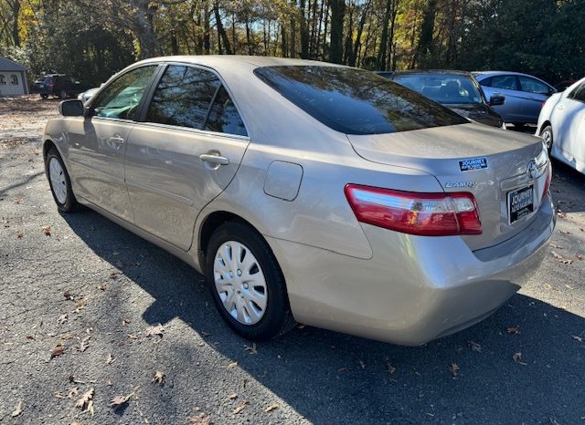 2009 Toyota Camry LE (Beige)