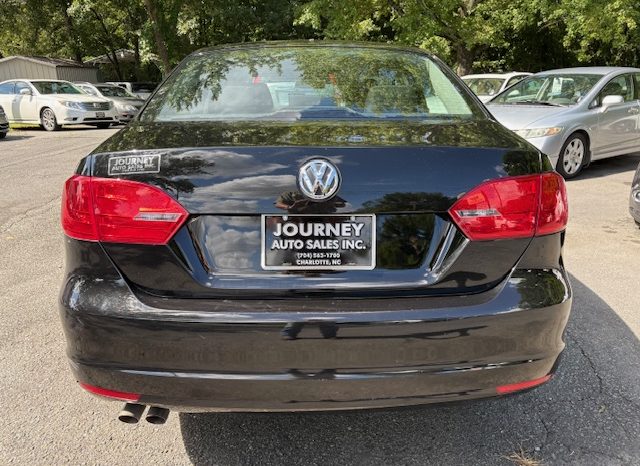 2014 Volkswagen Jetta (Black) full