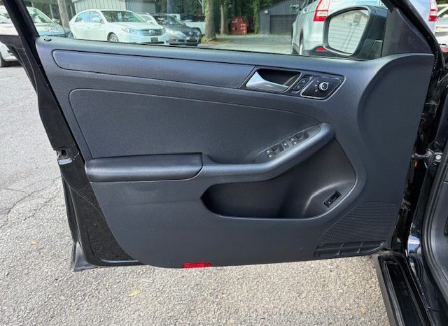 2014 Volkswagen Jetta (Black) full