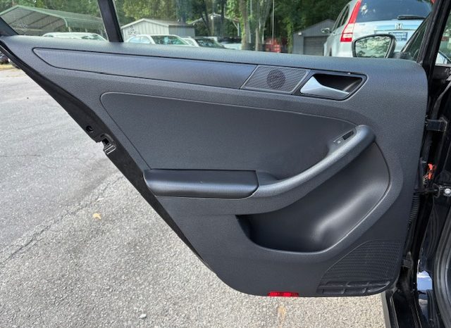 2014 Volkswagen Jetta (Black) full