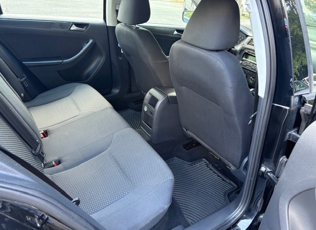 2014 Volkswagen Jetta (Black) full