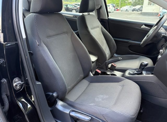 2014 Volkswagen Jetta (Black) full