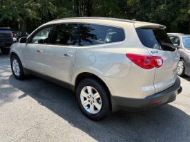 2012 Chevrolet Traverse LT AWD (Gold)