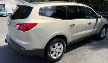 2012 Chevrolet Traverse LT AWD (Gold) full