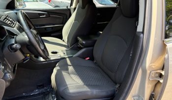 2012 Chevrolet Traverse LT AWD (Gold) full