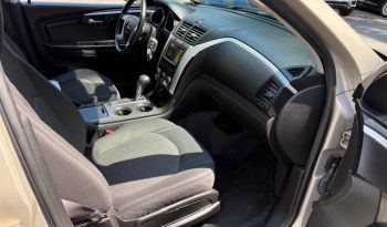 2012 Chevrolet Traverse LT AWD (Gold) full