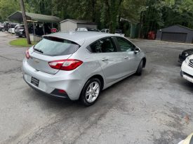 2017 Chevrolet Cruze LT (Silver)
